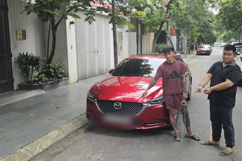 Triệt phá nhóm đập kính ô tô trộm tài sản