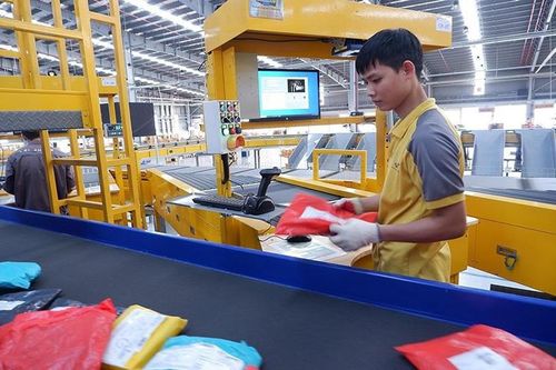 Dự thảo Luật Bưu chính (sửa đổi): Siết truy vết, chuyển mạnh sang hậu kiểm