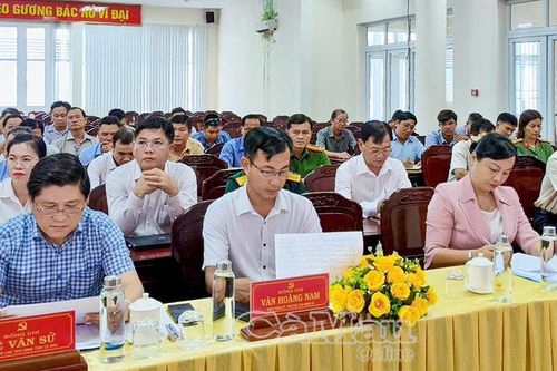 Hoà Bình cần tập trung phát triển tôm, cua theo chuỗi liên kết