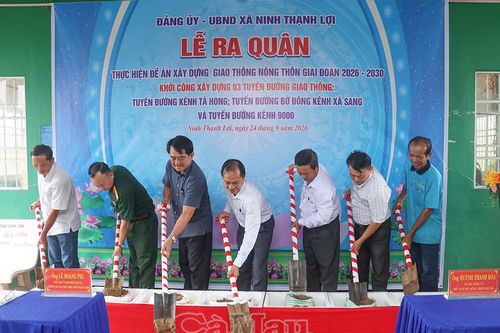 Ra quân thực hiện Nghị quyết của Tỉnh uỷ về xây dựng giao thông nông thôn
