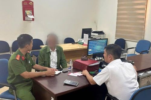 Bị doạ 'liên quan đến đường dây ma tuý', cụ ông suýt bị lừa 150 triệu đồng
