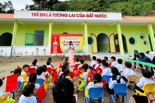 Quy mô trường tăng sau sáp nhập: Bài toán quản trị đặt lên vai hiệu trưởng