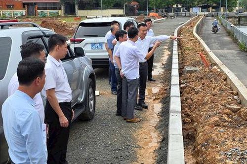 Hà Nội nghiên cứu phục hồi dòng sông Đáy cổ gắn với đền Hát Môn