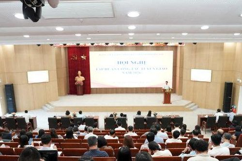 Đảng ủy UBND TP Hà Nội: Tăng cường kỹ năng bảo vệ nền tảng tư tưởng của Đảng