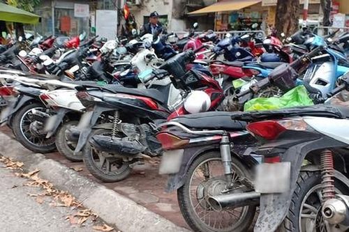 Gửi xe tại bãi không phép: Mất xe, ai chịu trách nhiệm bồi thường?