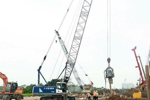Cơ bản hoàn thành giải phóng mặt bằng 7 cầu vượt sông Hồng