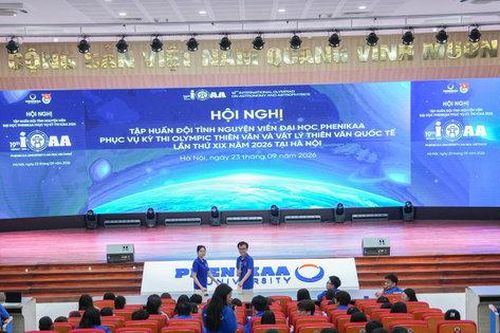 Hơn 200 tình nguyện viên phục vụ IOAA 2026 tại Hà Nội