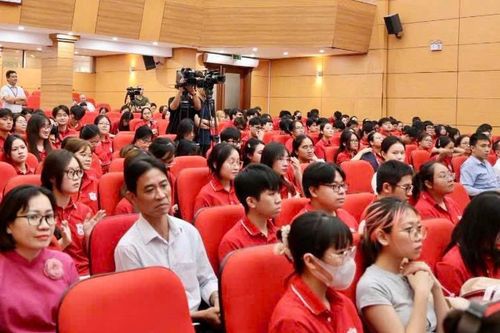 Ngày Tránh thai Thế giới 26/9: Người trẻ cần làm gì để không mang thai ngoài ý muốn?