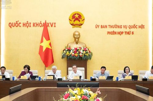 Hôm nay, UBTVQH cho ý kiến dự án Luật An toàn thực phẩm (sửa đổi)