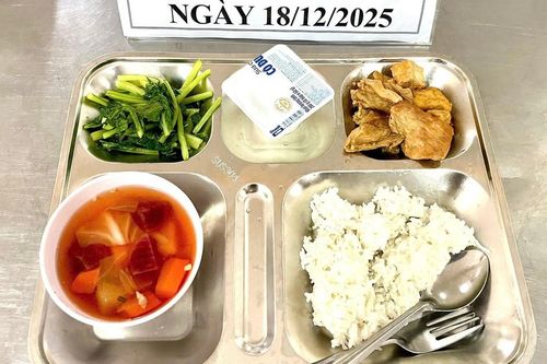 Một số trường tạm ngưng bữa ăn bán trú, TPHCM yêu cầu khẩn trương tháo gỡ