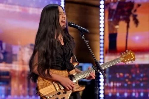 Thiếu niên Thái Lan làm nên lịch sử tại America's Got Talent