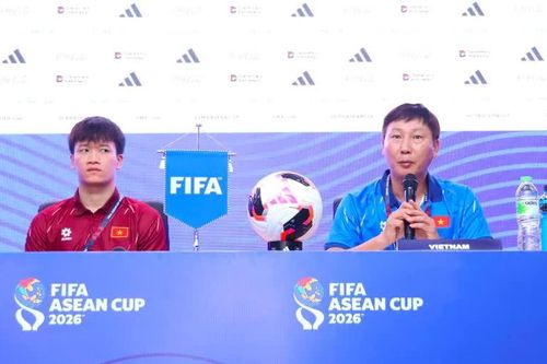 HLV Kim Sang-sik nói về mục tiêu tại FIFA ASEAN Cup 2026