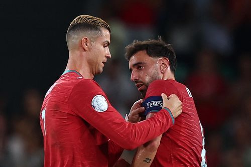 Ronaldo bị VAR từ chối, Bồ Đào Nha thắng nhọc Xứ Wales