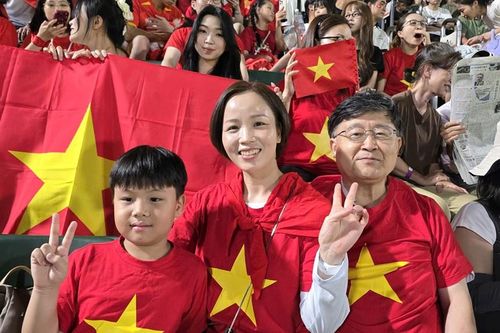 Ấm lòng tình yêu Việt Nam trên khán đài ASIAD 20