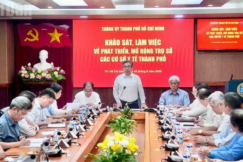 Không để đứt gãy khám, chữa bệnh khi sắp xếp cơ sở y tế