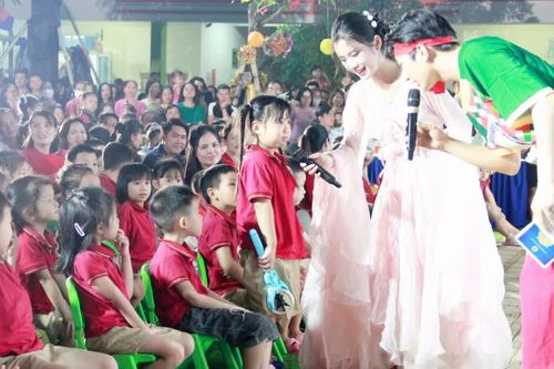 Đưa Tết Trung thu đến với con em công nhân lao động