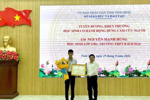 Ninh Bình tuyên dương một học sinh lớp 11 cứu sống 2 em nhỏ đuối nước