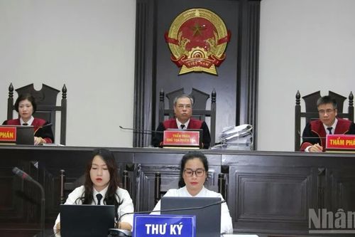 Bệnh viện Việt Đức, Bạch Mai đề nghị giảm nhẹ hình phạt cho cựu Bộ trưởng Y tế cùng 9 bị cáo