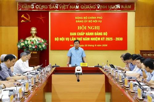 Triển khai đồng bộ các nhiệm vụ chính trị, công tác xây dựng Đảng và nhiệm vụ chuyên môn của Bộ Nội vụ