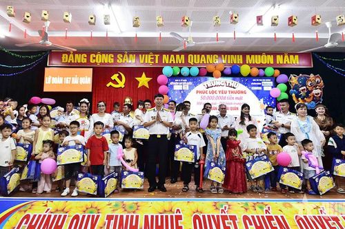 Vui tươi, ấm áp Đêm hội Trăng rằm ở Lữ đoàn 167