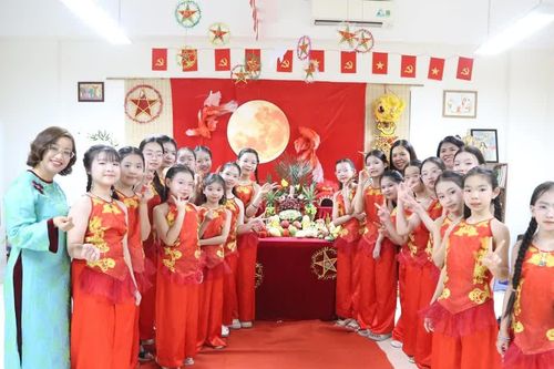 Rộn ràng lễ hội Trung thu, học sinh thêm trải nghiệm và gắn kết