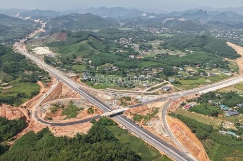 Băng rừng, vượt núi mở đường cao tốc Tuyên Quang - Hà Giang