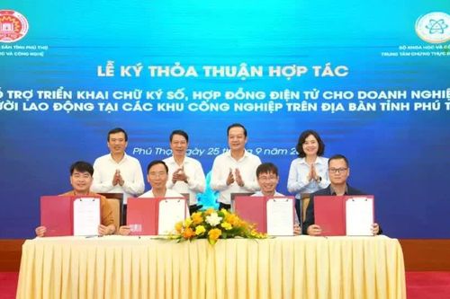 Phú Thọ tiên phong đưa chữ ký số vào quản trị dữ liệu và giao dịch thiết yếu