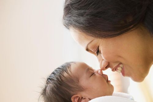 Phát động Tuần lễ Làm mẹ an toàn năm 2026