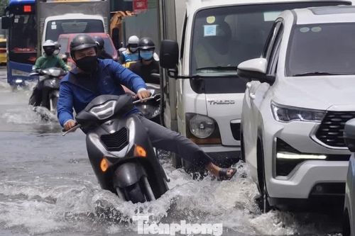 Giải cứu đường Lương Định Của