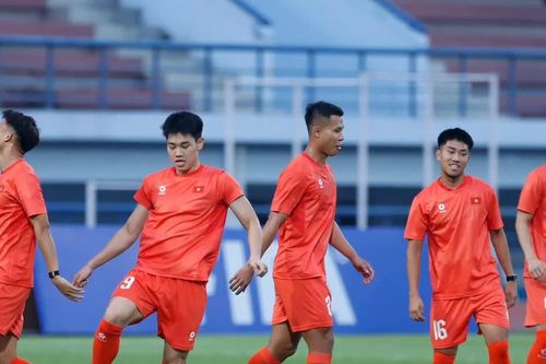 Nguyễn Đình Bắc, Xuân Son tràn đầy năng lượng trên sân tập đội tuyển Việt Nam