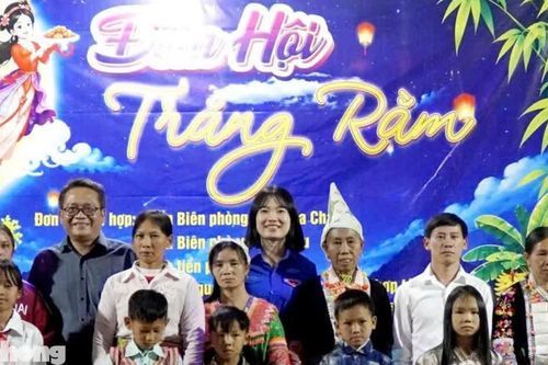 Trung thu đặc biệt của học sinh vùng cao, biên giới Lai Châu
