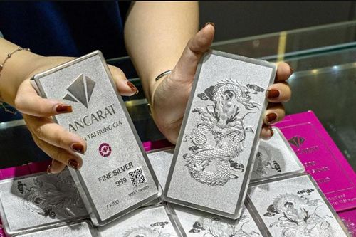 Giá bạc trong nước đồng loạt tăng, thế giới giảm