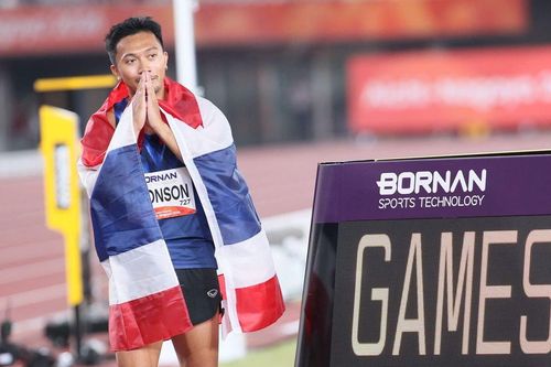 'Tia chớp' Thái Lan liên tiếp phá kỷ lục ASIAD, giành HCV lịch sử chạy 100m
