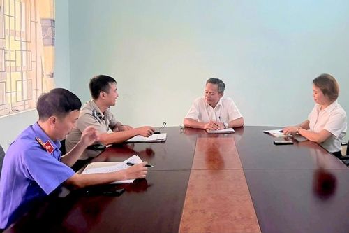 VKSND khu vực 8, Quảng Ngãi kiểm sát việc xét miễn nghĩa vụ thi hành án