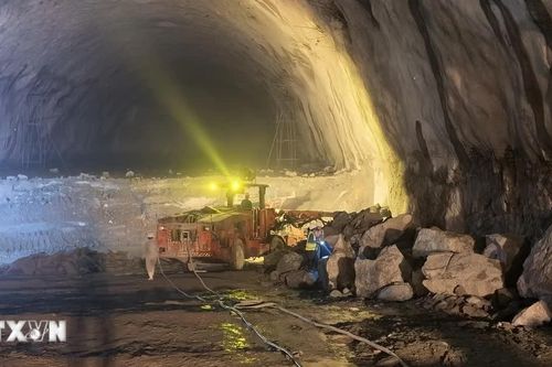 Thi công thủy điện tích năng đầu tiên của Việt Nam