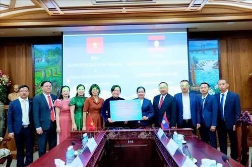 Các địa phương Việt Nam - Lào tăng cường hợp tác công tác Mặt trận