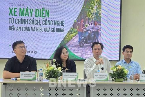 Cháy nổ xe điện: Cảnh báo từ việc độ pin, sạc sai cách