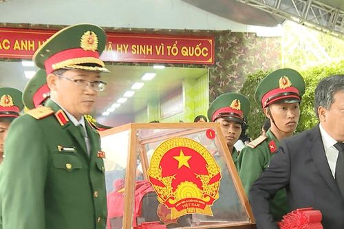 Khánh Hòa an táng 45 hài cốt liệt sĩ