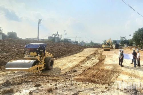 Đẩy nhanh tiến độ tuyến đường đến Cảng Hàng không Thọ Xuân