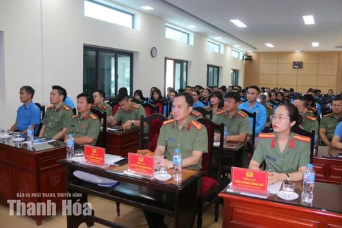Bồi dưỡng nghiệp vụ công tác công đoàn trong Công an Nhân dân