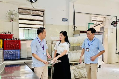 Rà soát điều kiện bảo đảm an toàn thực phẩm tại bếp ăn trường học