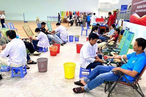 Tri Tôn tiếp nhận 82 đơn vị máu từ người tình nguyện