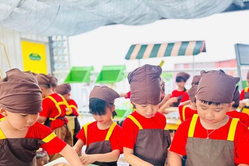 Nâng chuẩn chất lượng cho mỗi điểm trường mầm non