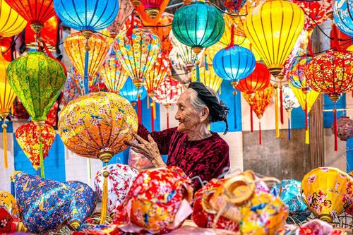 Định vị thương hiệu đèn lồng phố Hội