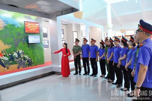 Mạch nguồn trên quê hương cách mạng