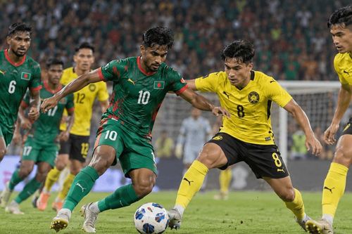 Trực tiếp tỉ số Bangladesh vs Malaysia: Harimau Malaya nhỉnh hơn, Bangladesh chờ thời cơ