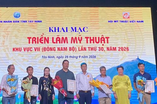Lâm Đồng đạt 2 giải thưởng tại Triển lãm Mỹ thuật Đông Nam bộ lần thứ 30