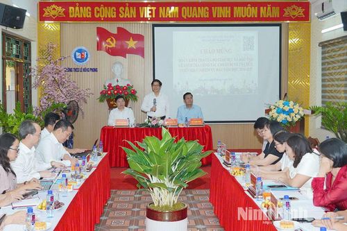 Bộ Giáo dục và Đào tạo kiểm tra công tác chuẩn bị, tổ chức triển khai nhiệm vụ đầu năm học 2026-2027 tại Ninh Bình