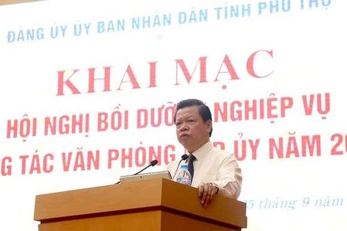 Chuẩn hóa quy trình, nâng cao tính chuyên nghiệp và năng lực chuyển đổi số trong công tác văn phòng cấp ủy