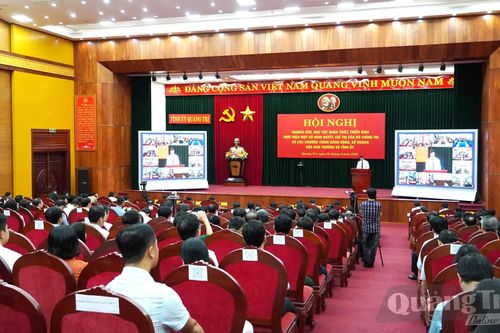 Hơn 71.000 cán bộ, đảng viên học tập, quán triệt và triển khai thực hiện một số nghị quyết, chỉ thị của Bộ Chính trị